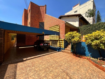 SOBRADO ? VENDA COM 1 SU?TE   2 QUARTOS COM ED?CULA E PISCINA,...