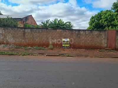 TERRENO A VENDA NA RUA MERCEDES NO JARDIM COLOMBELLI EM FOZ DO...