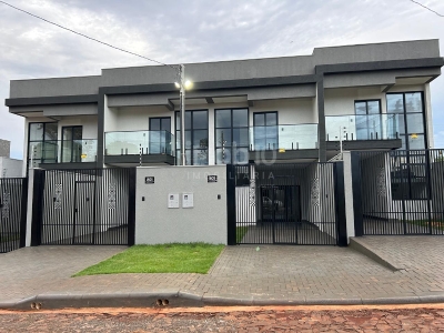 Sobrado ? venda, com 1 su?te e 2 quartos, Jardim Tr?s Pinheiro...