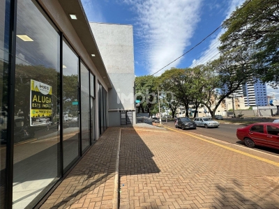 SALA COMERCIAL COM ESTACIONAMENTO PARA ALUGUEL NO CENTRO DE FO...