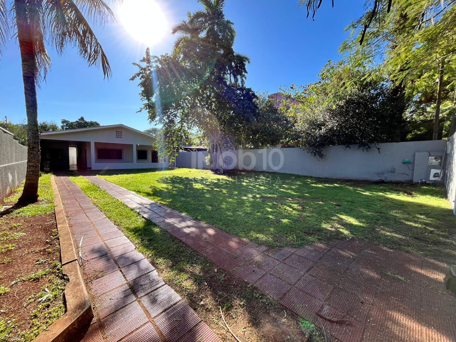 Casa com 4 dormit?rios para loca??o,180.00 m , Vila Yolanda, F...