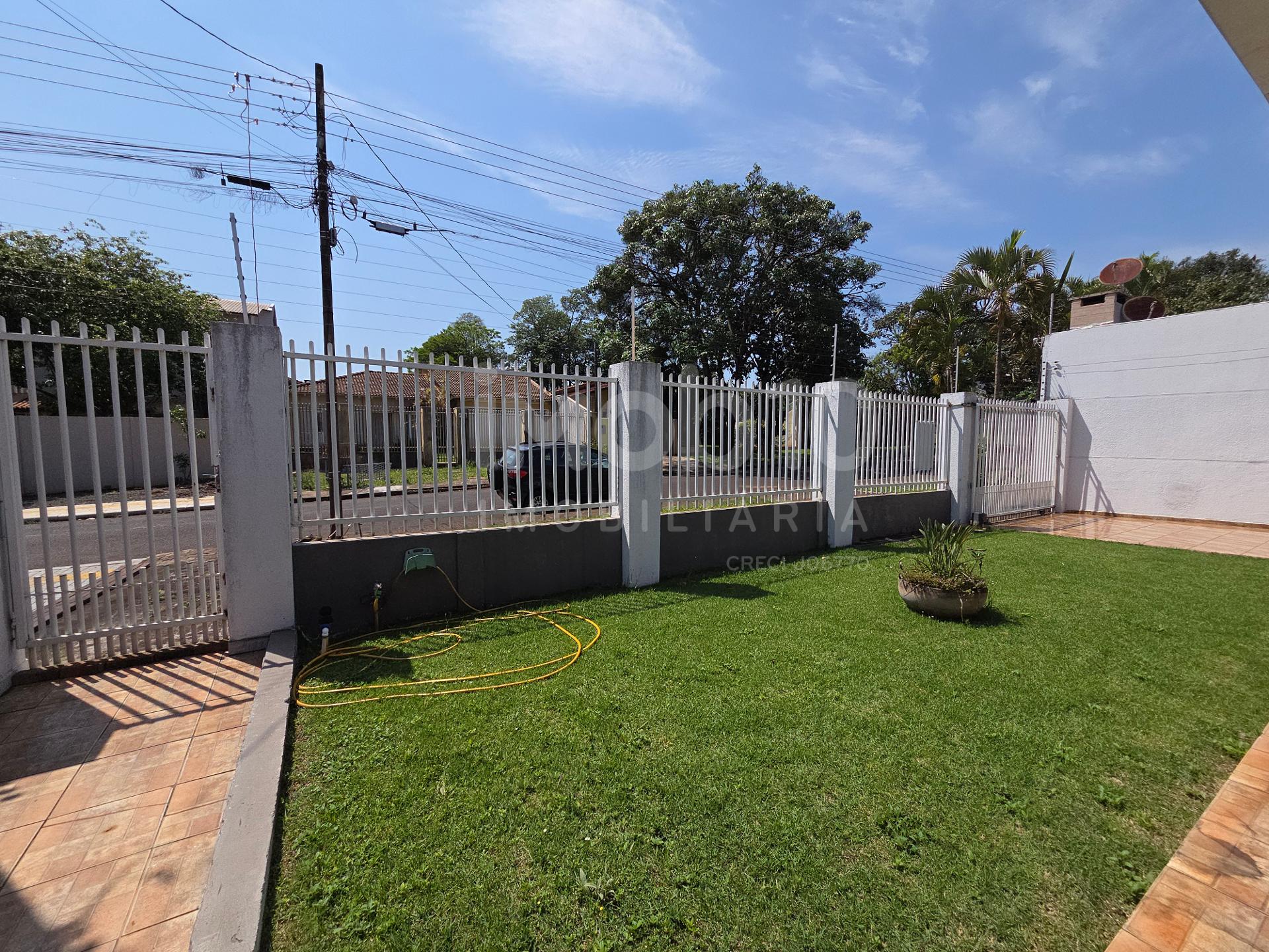 Casa a venda com 2 quartos 1 suíte, Jardim Eliza perto Muffato Max FOZ DO IGUACU