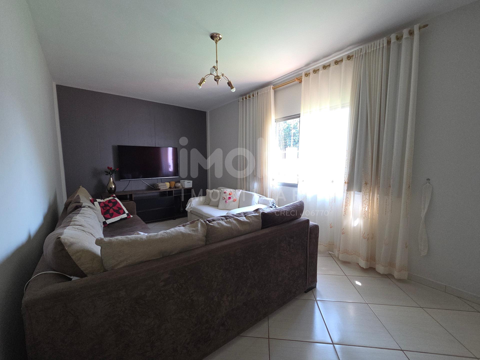 Casa a venda com 2 quartos 1 suíte, Jardim Eliza perto Muffato Max FOZ DO IGUACU