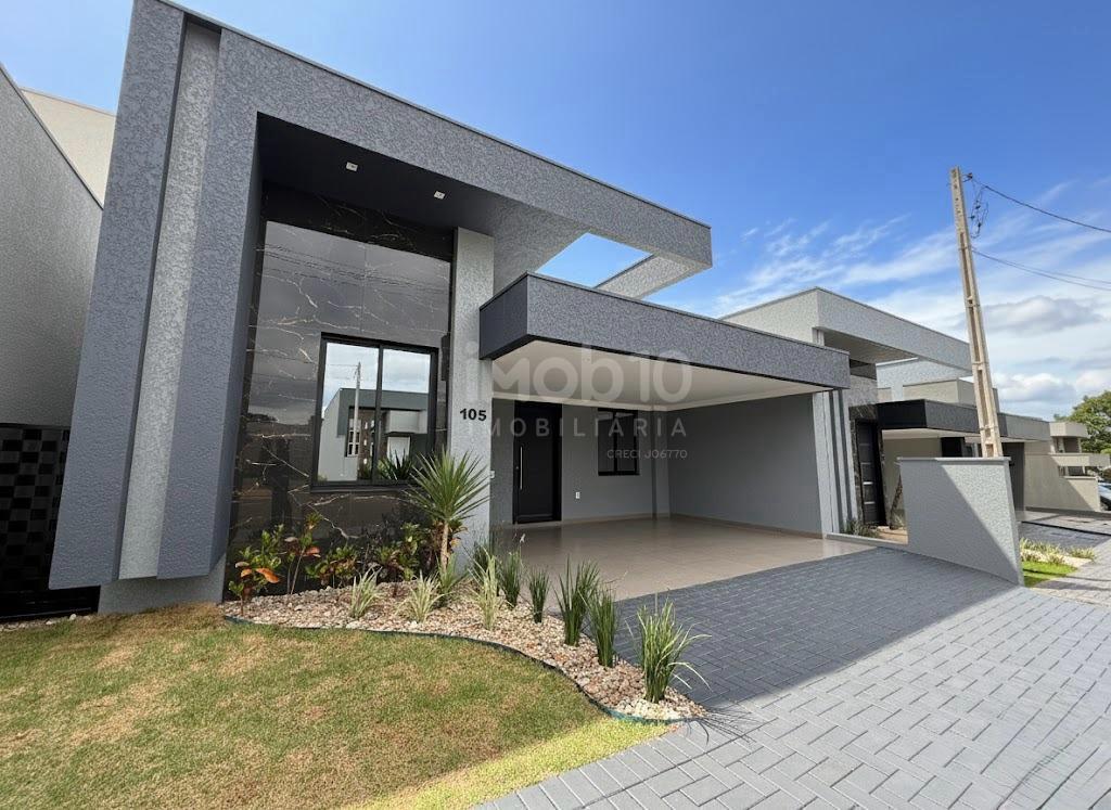 CASA TERREA A VENDA COND. VILLA MARGAREZI SUITE E DOIS QUARTOS...