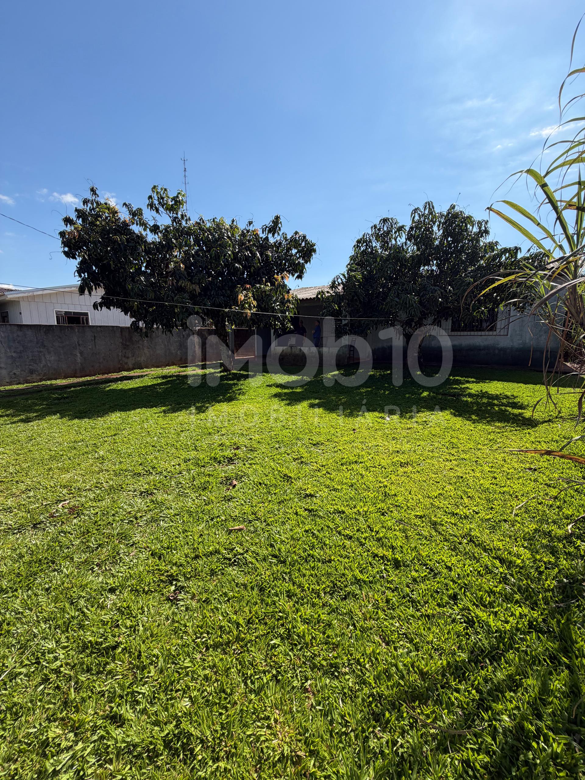 TERRENO DE ESQUINA A VENDA, VILA CARIMÃ EM FOZ DO IGUAÇU - PR