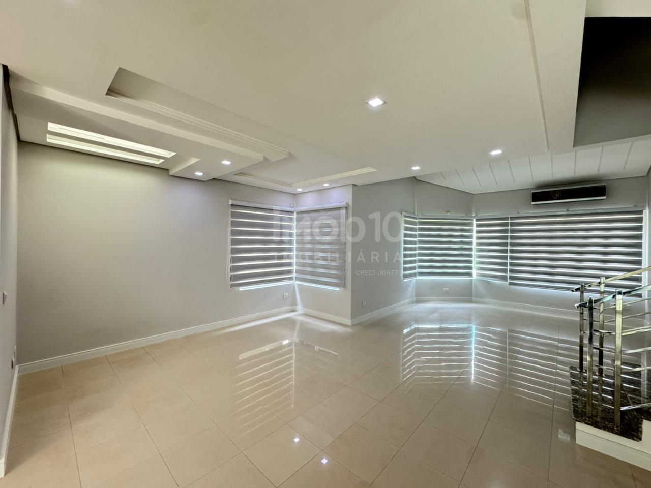 SOBRADO A VENDA NO CONDOMÍNIO FECHADO PORTO SEGURO EM FOZ DO IGUAÇU