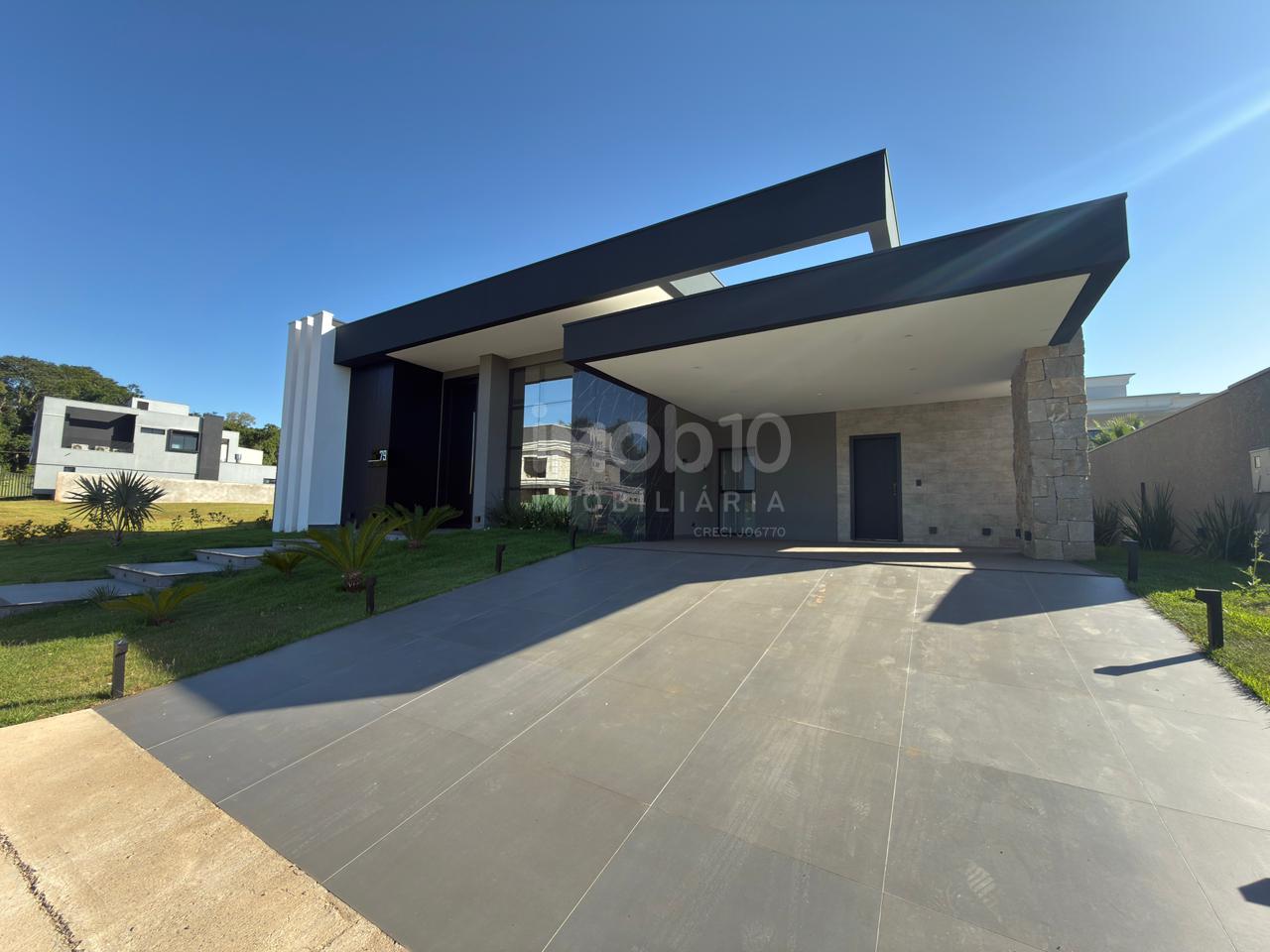 CASA A VENDA CONDOMINIO ROYAL BOULEVARD YATCH, BAIRRO CARIMÃ, FOZ DO IGUACU - PR