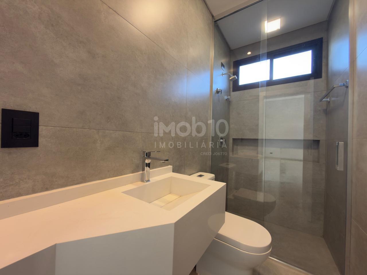 CASA A VENDA CONDOMINIO ROYAL BOULEVARD YATCH, BAIRRO CARIMÃ, FOZ DO IGUACU - PR