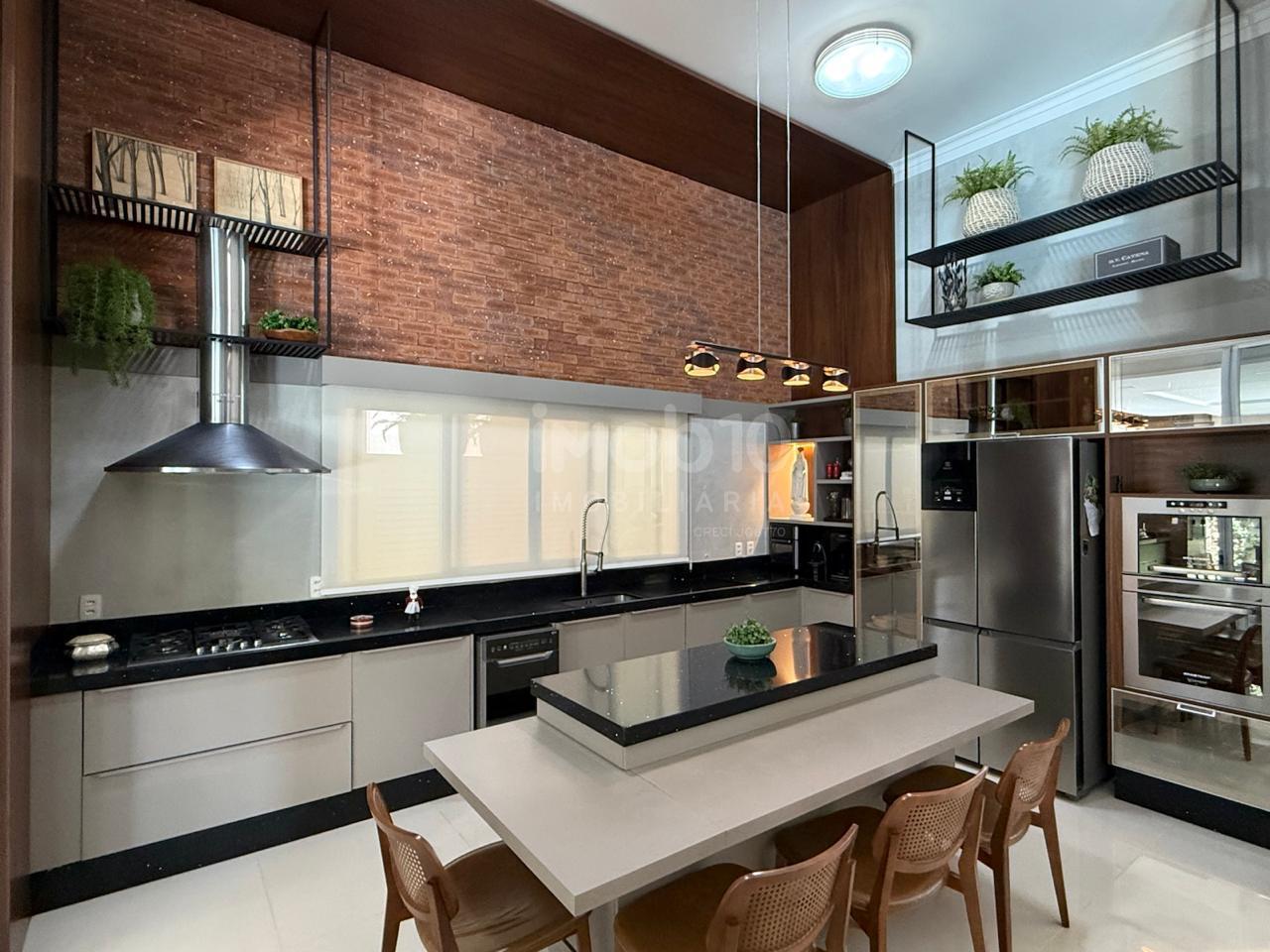 CASA PARA ALUGUEL EM CONDOMÍNIO FECHADO EM FOZ DO IGUAÇU