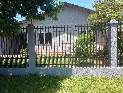 CASA ? VENDA COM 2 DORMIT?RIOS E 1 SU?TE NO PARQUE 3 BANDEIRAS...