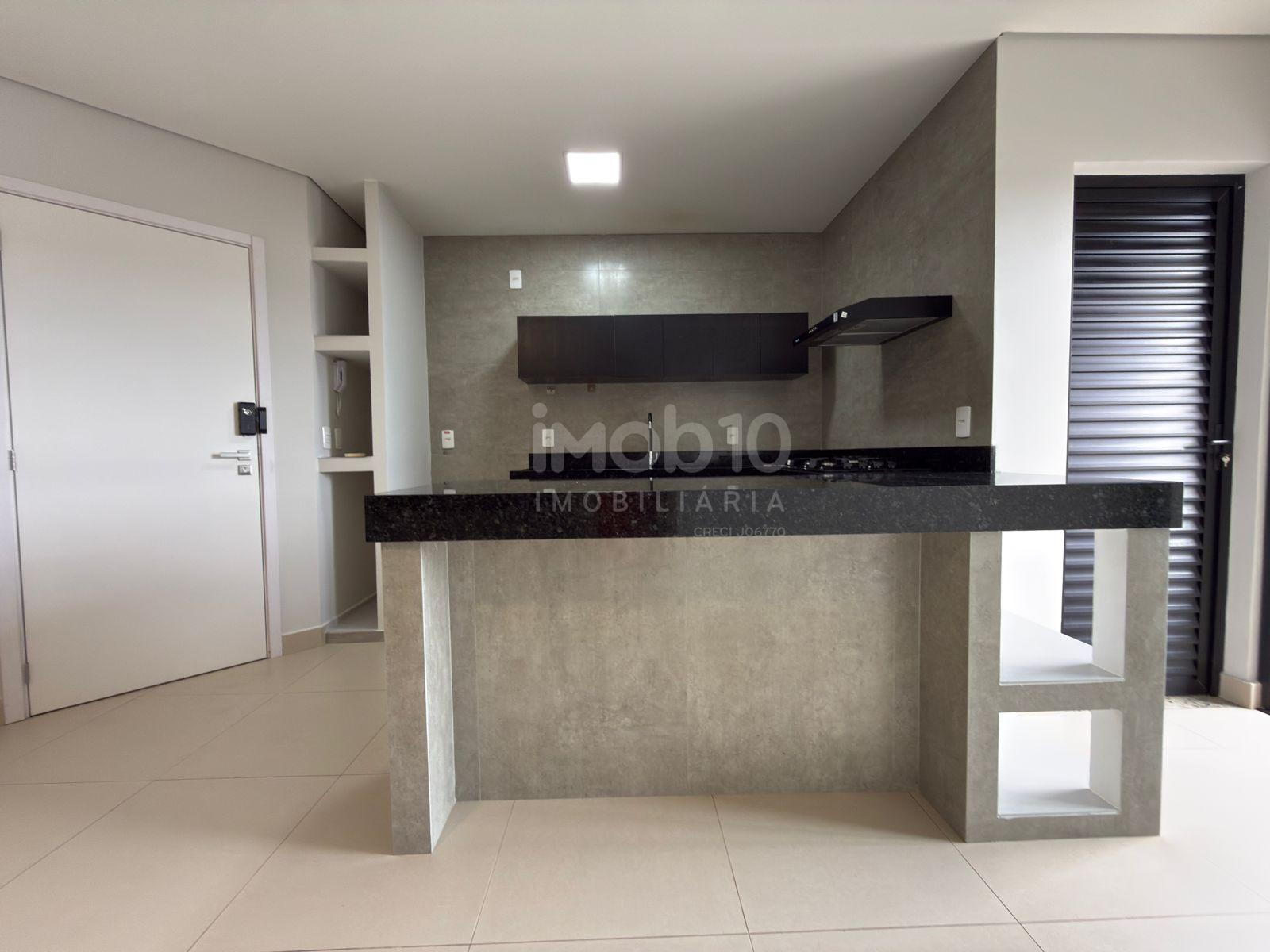 APARTAMENTO À VENDA. SEMI MOBILIADO, RESIDENCIAL TANCREDO,. FOZ DO IGUAÇU - PR