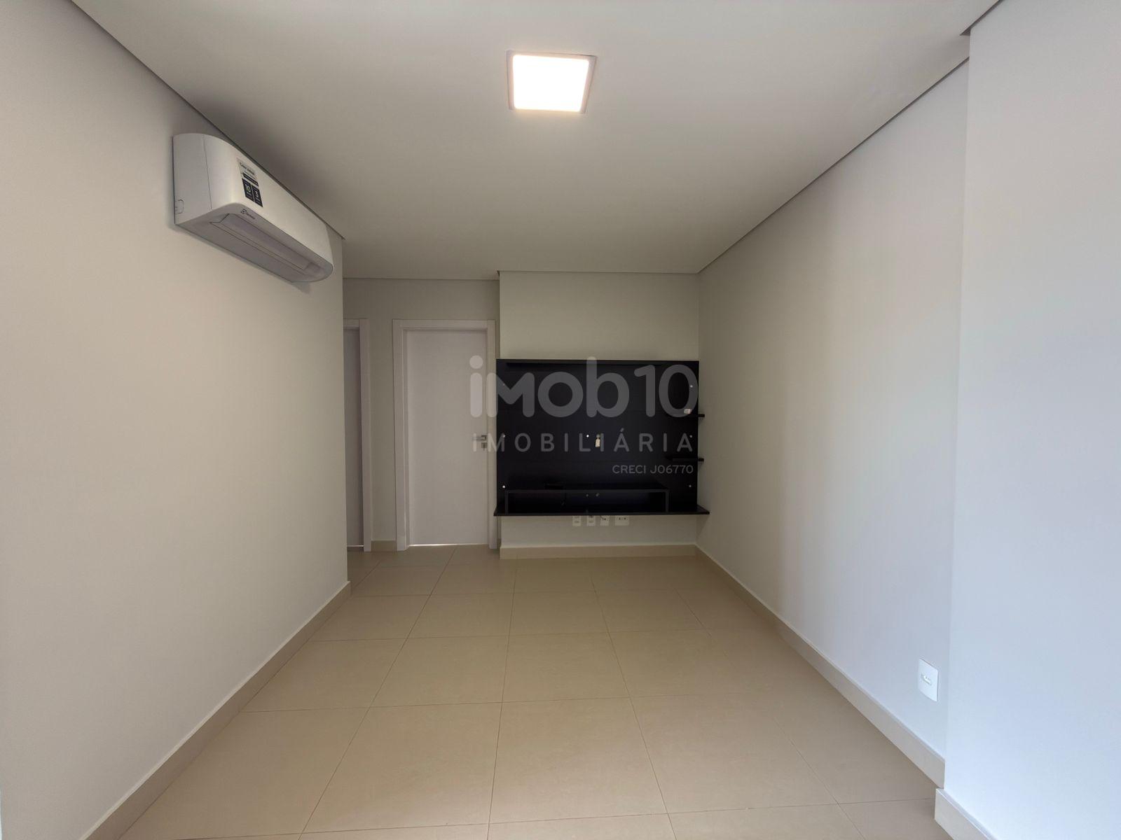 APARTAMENTO À VENDA. SEMI MOBILIADO, RESIDENCIAL TANCREDO,. FOZ DO IGUAÇU - PR