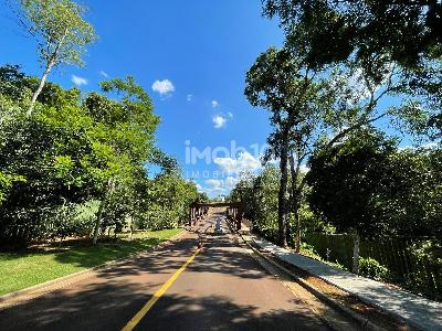 TERRENO A VENDA NO CONDOM?NIO ROYAL BOULEVARD EM FOZ DO IGUA?U