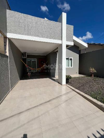 CASA ? VENDA NO JARDIM BOURBON COM 1 SU?TE   1 QUARTO,  ?REA G...