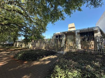 Sobrado a venda com 4 dormit?rios, no Jardim Polo Centro, em F...