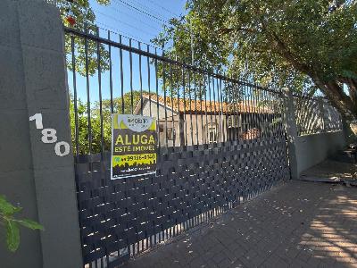 CASA PARA ALUGAR COM 2 QUARTOS, PISCINA CHURRASQUEIRA NO BEVER...