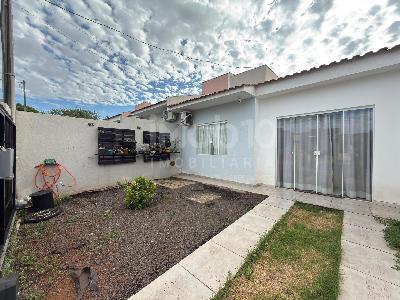 CASA A VENDA COM 1 SUITE   1 QUARTO, Jardim Novo Horizonte, FO...