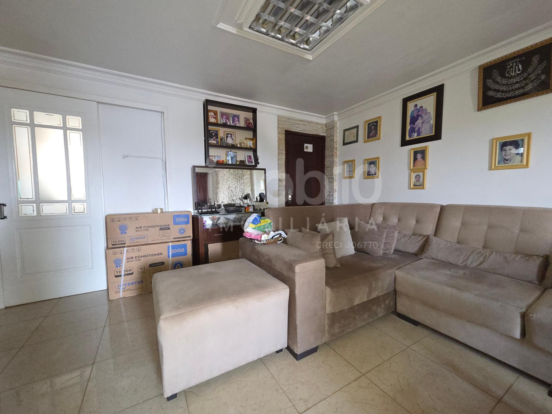 APARTAMENTO À VENDA COM 3 QUARTOS NO EDIFÍCIO SANTA CRUZ, CENTRO, FOZ DO IGUAÇU