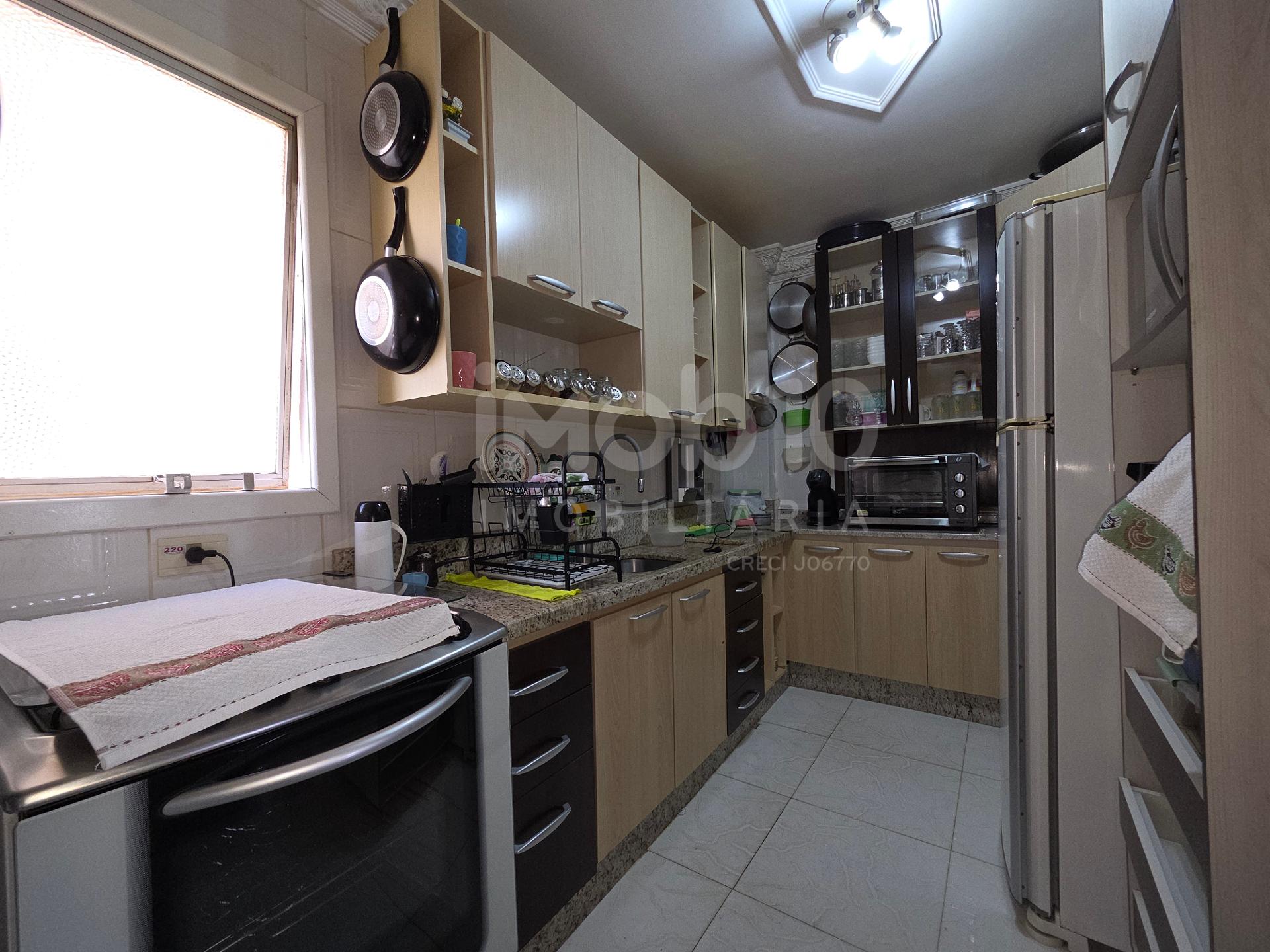 APARTAMENTO À VENDA COM 3 QUARTOS NO EDIFÍCIO SANTA CRUZ, CENTRO, FOZ DO IGUAÇU