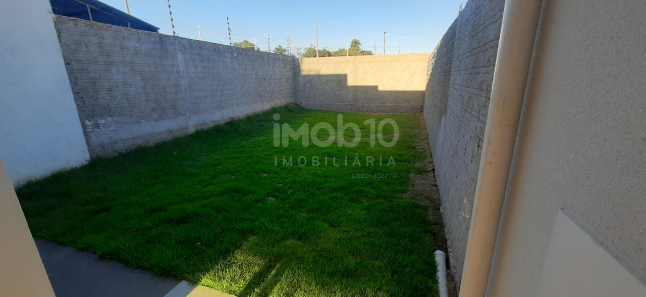 CASA NOVA À VENDA COM 2 QUARTOS  NO JARDIM NOVA ANDRADINA EM FOZ DO IGUAÇU