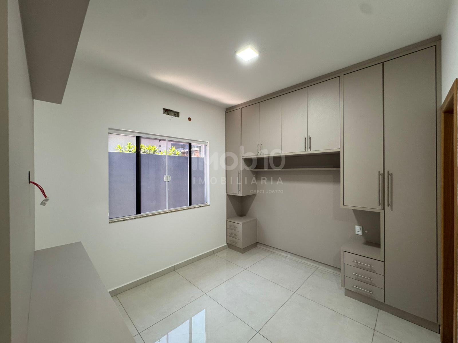 CASA SEMI MOBILIADA PARA ALUGAR COM SUITE NO JARDIM SÃO PAULO EM FOZ