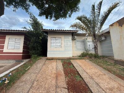 CASA A VENDA COM SU?TE E PISCINA NO CONDOM?NIO TERRA NOVA EM FOZ