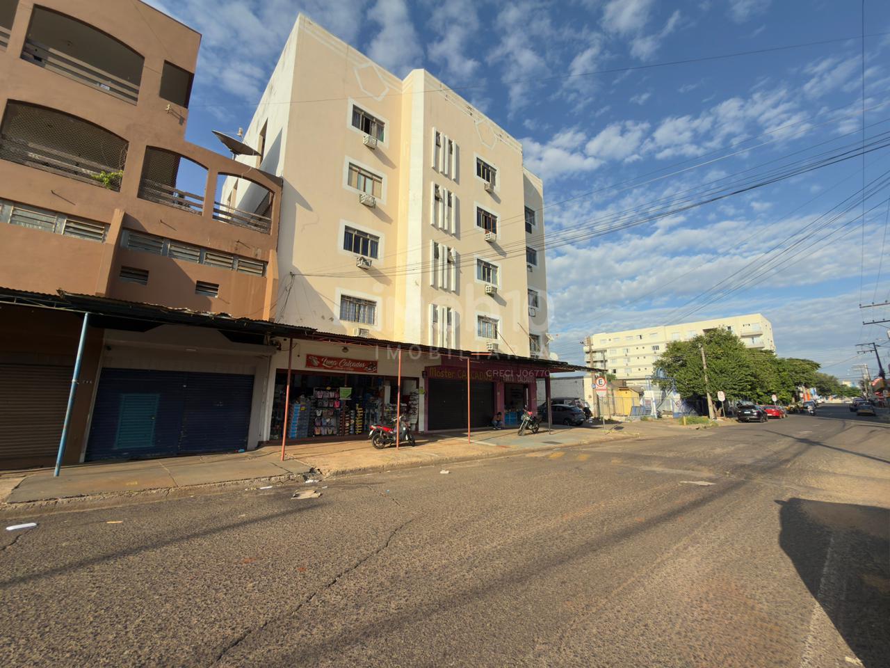 PRÉDIO A VENDA NA VILA PORTES, COM 64  SUITES 4 SALAS COMERCIAIS JA ALUGADAS.