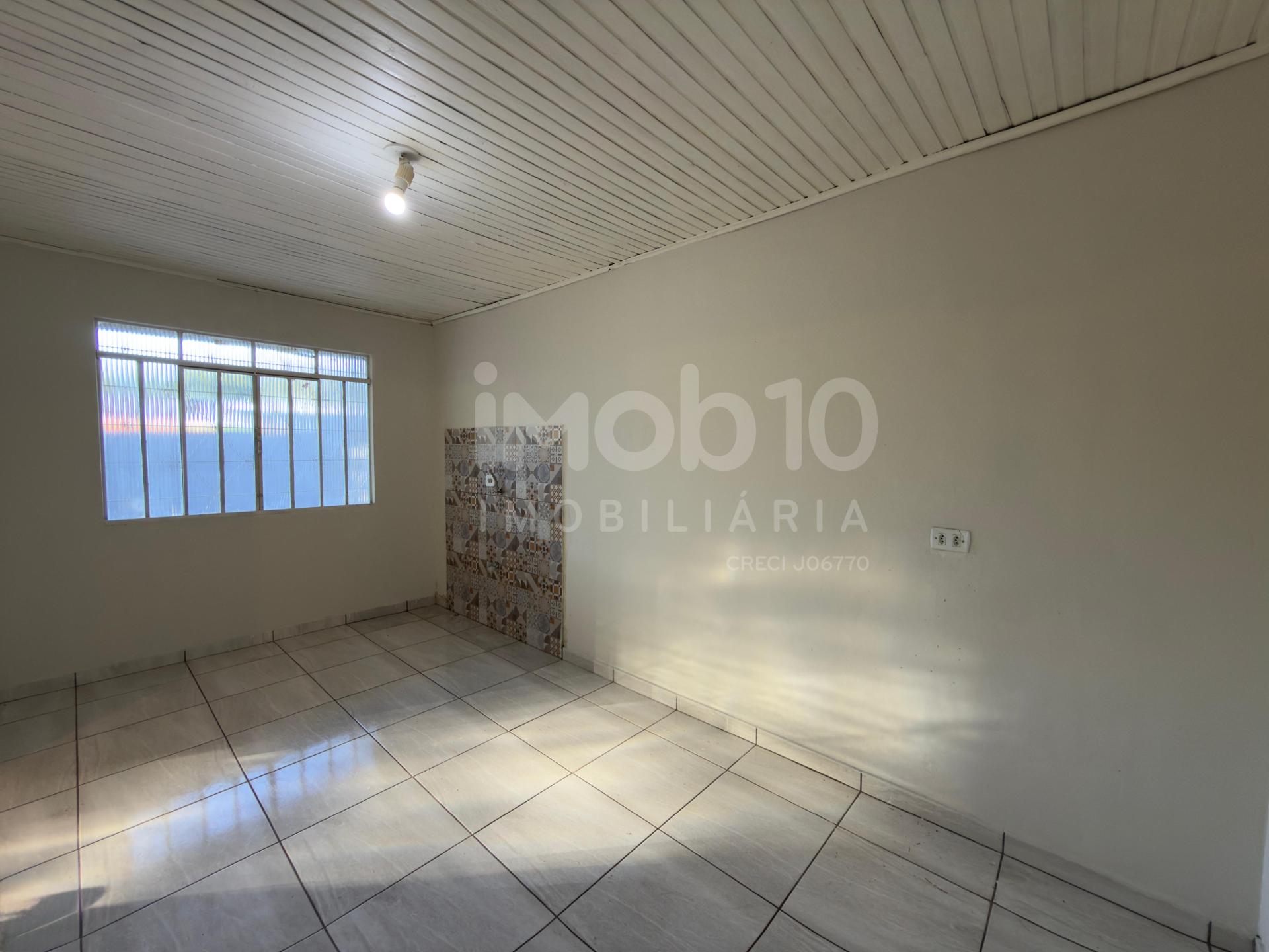 CASA PARA ALUGAR, COM 2 QUARTOS, JARDIM PARANA, FOZ DO IGUAÇU.