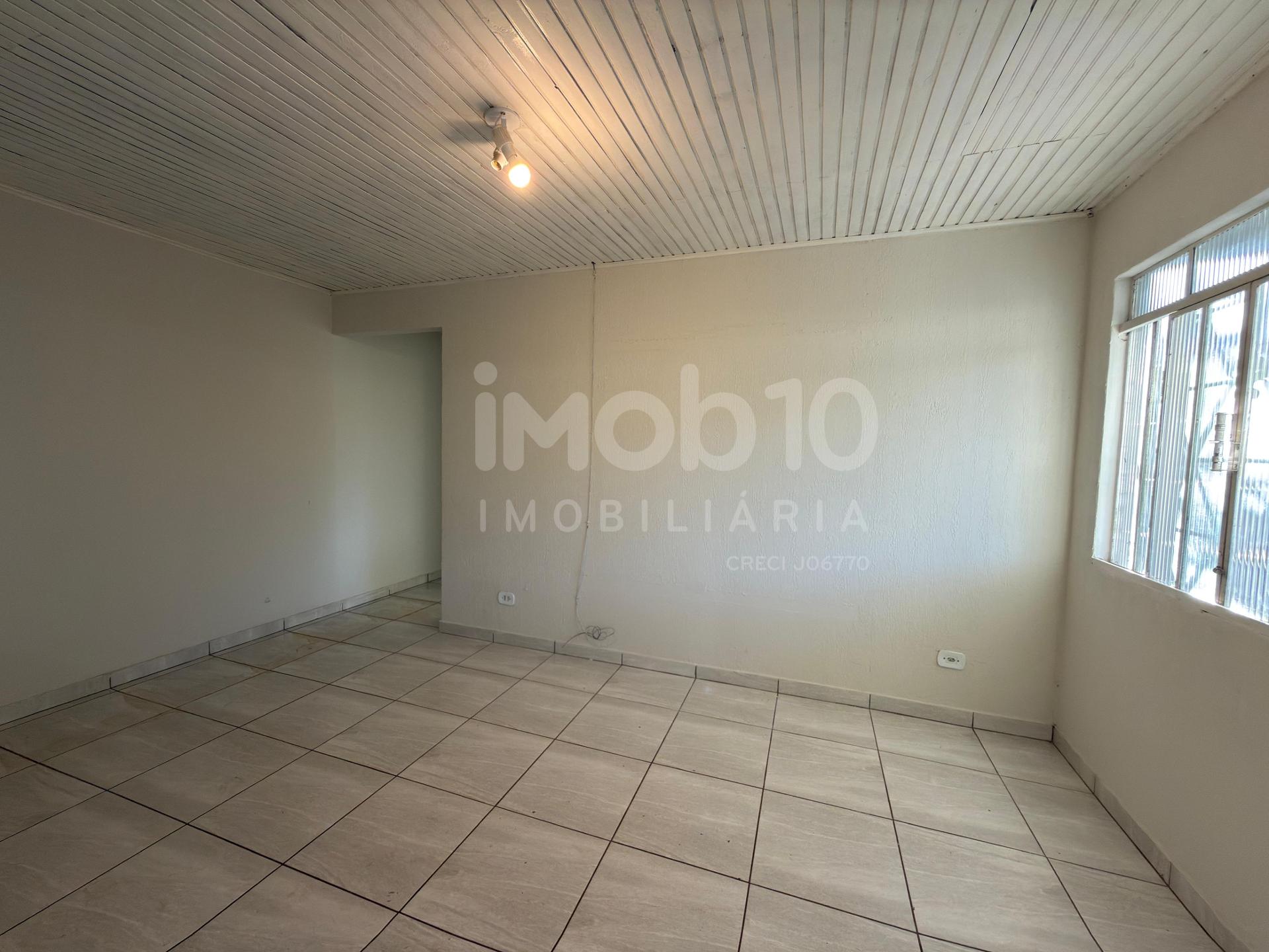 CASA PARA ALUGAR, COM 2 QUARTOS, JARDIM PARANA, FOZ DO IGUAÇU.