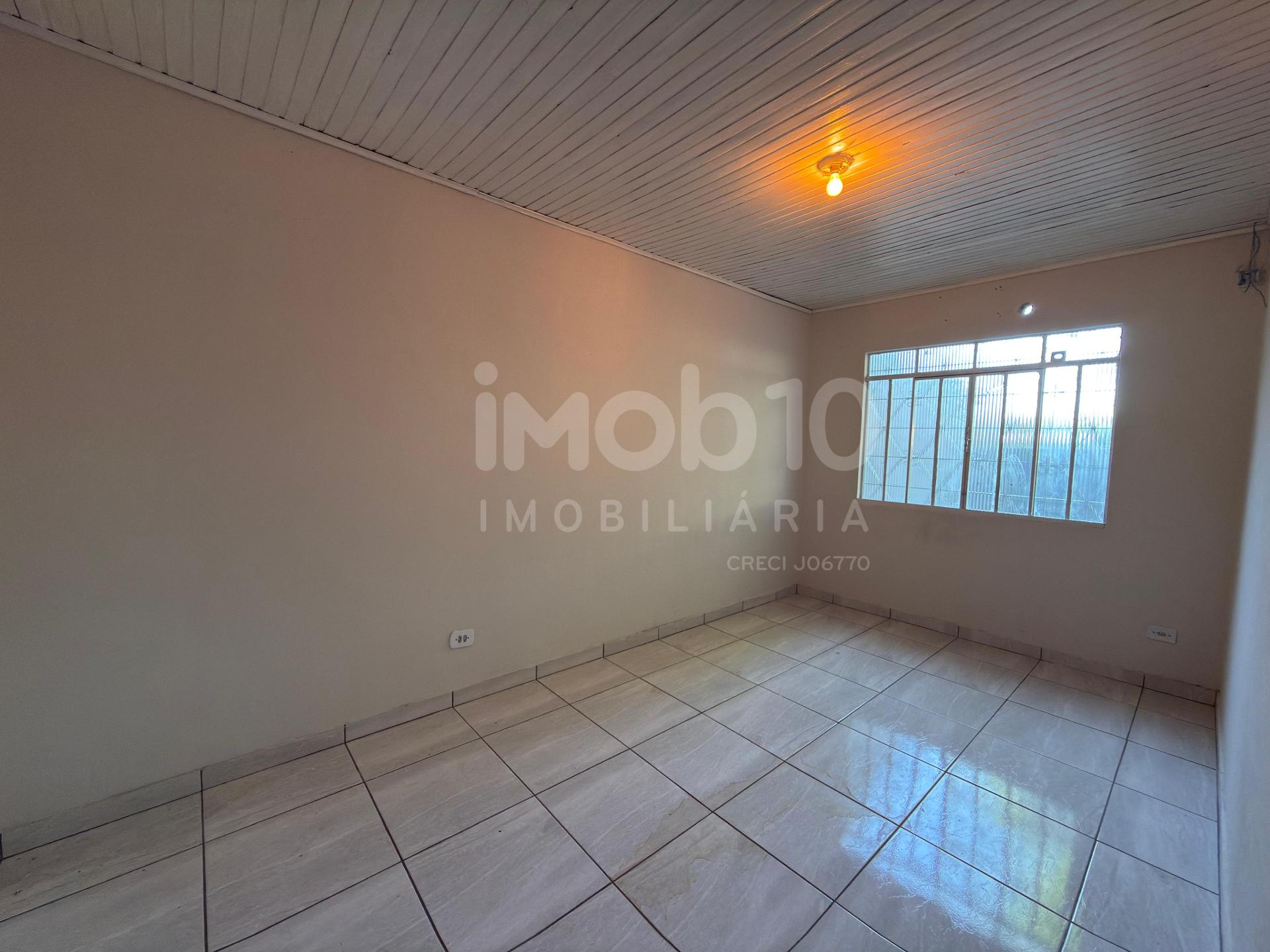 CASA PARA ALUGAR, COM 2 QUARTOS, JARDIM PARANA, FOZ DO IGUAÇU.
