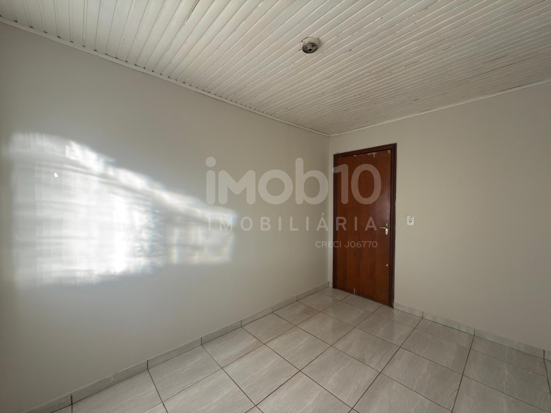 CASA PARA ALUGAR, COM 2 QUARTOS, JARDIM PARANA, FOZ DO IGUAÇU.