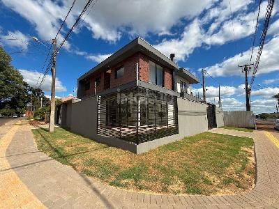 SOBRADO ? VENDA DE ESQUINA COM 1 SU?TE   2 QUARTOS - PARQUE PR...