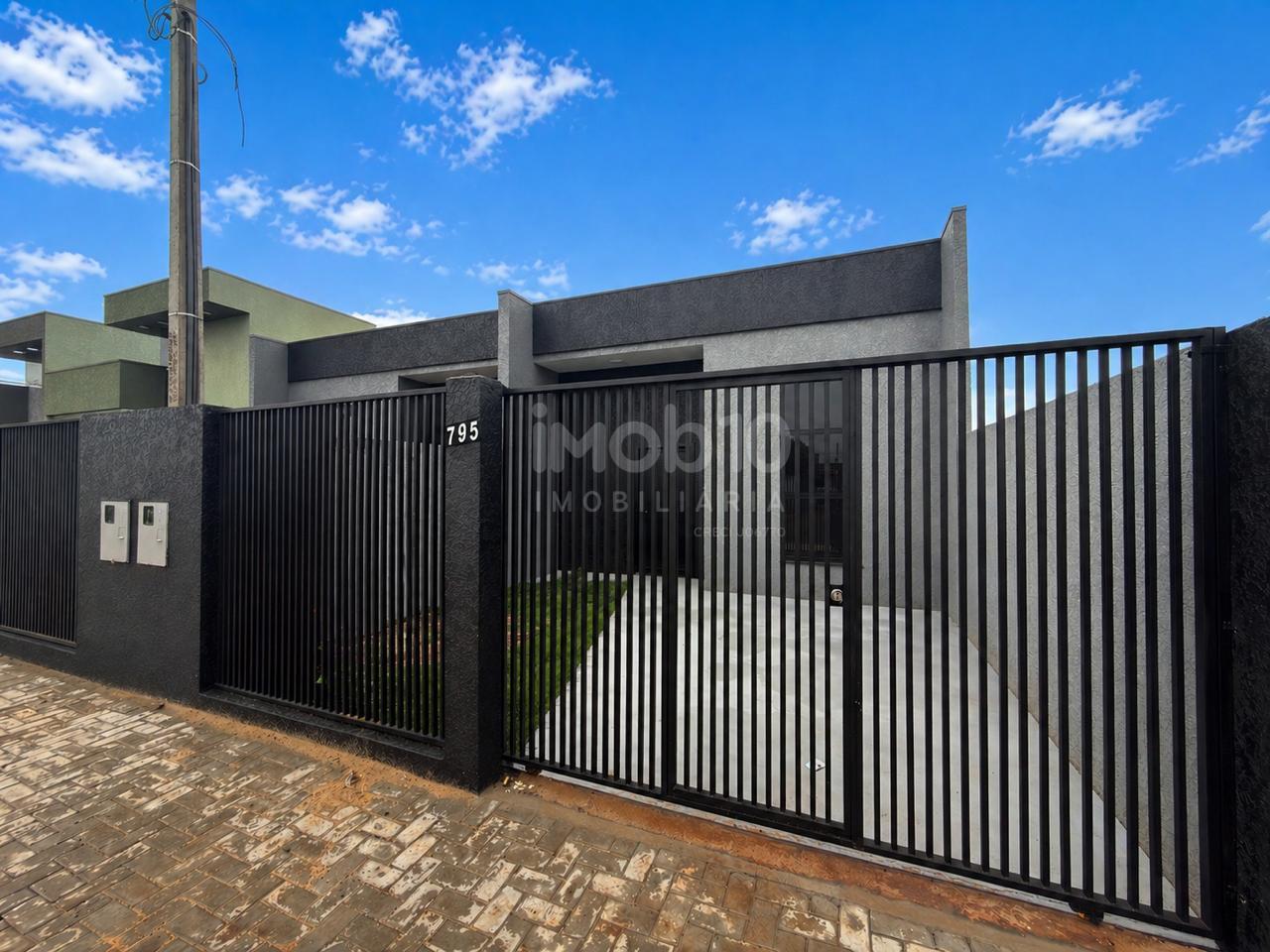 CASA ? VENDA NO JD OLIVEIRAS COM 2 QUARTOS REGI?O DE TRES LAGOAS.