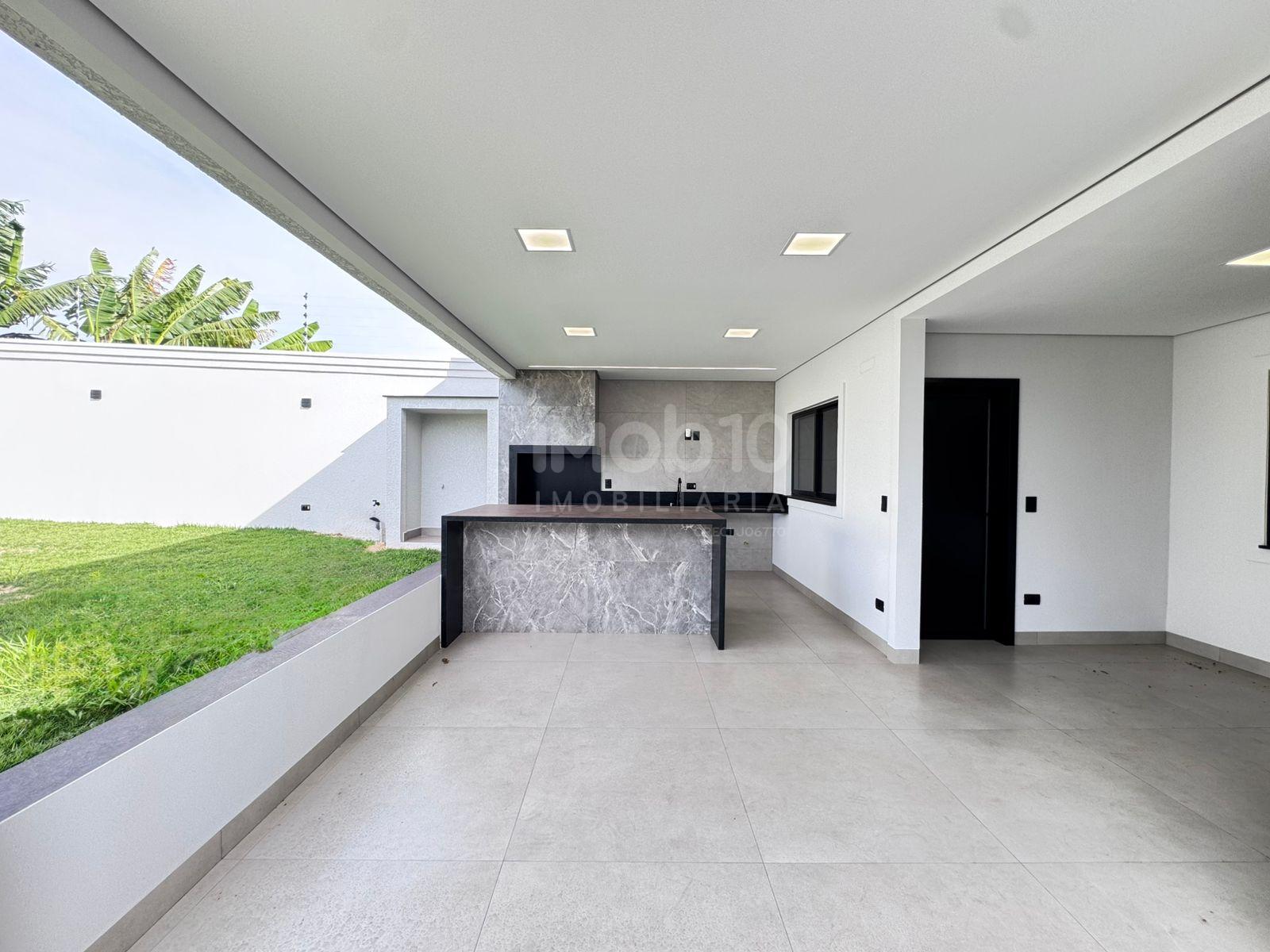 CASA TÉRREA REFORMADA NO JARDIM PANORAMA A VENDA EM FOZ