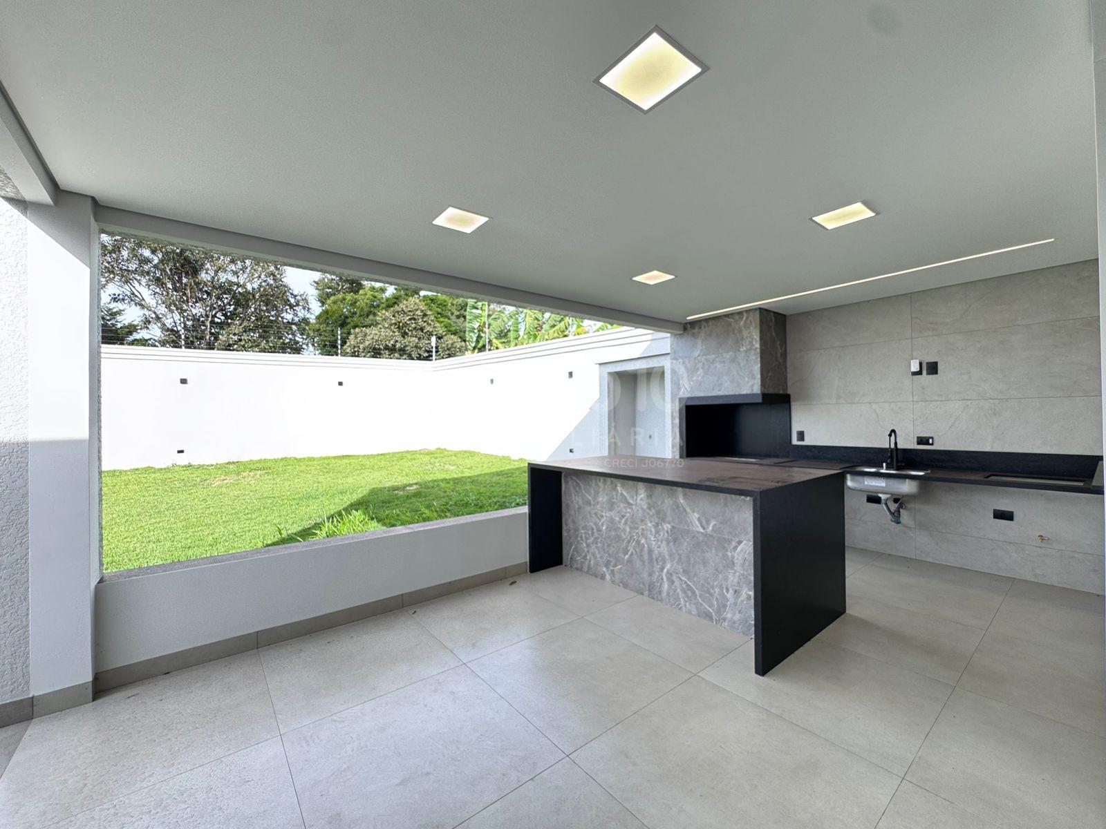 CASA TÉRREA REFORMADA NO JARDIM PANORAMA A VENDA EM FOZ