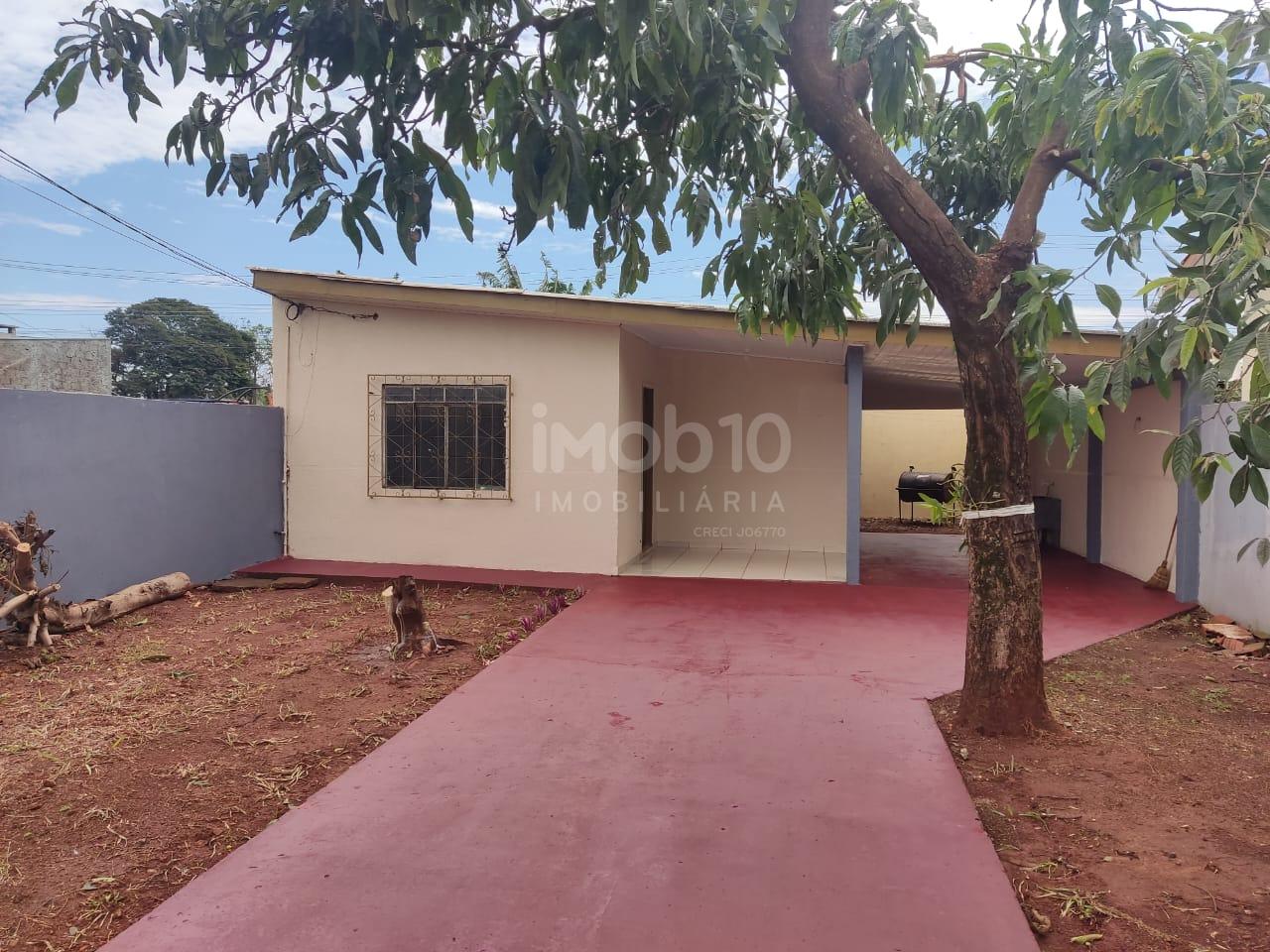 Casa à venda com 2 dormitórios, região do pólo universitário, FOZ DO IGUACU - PR