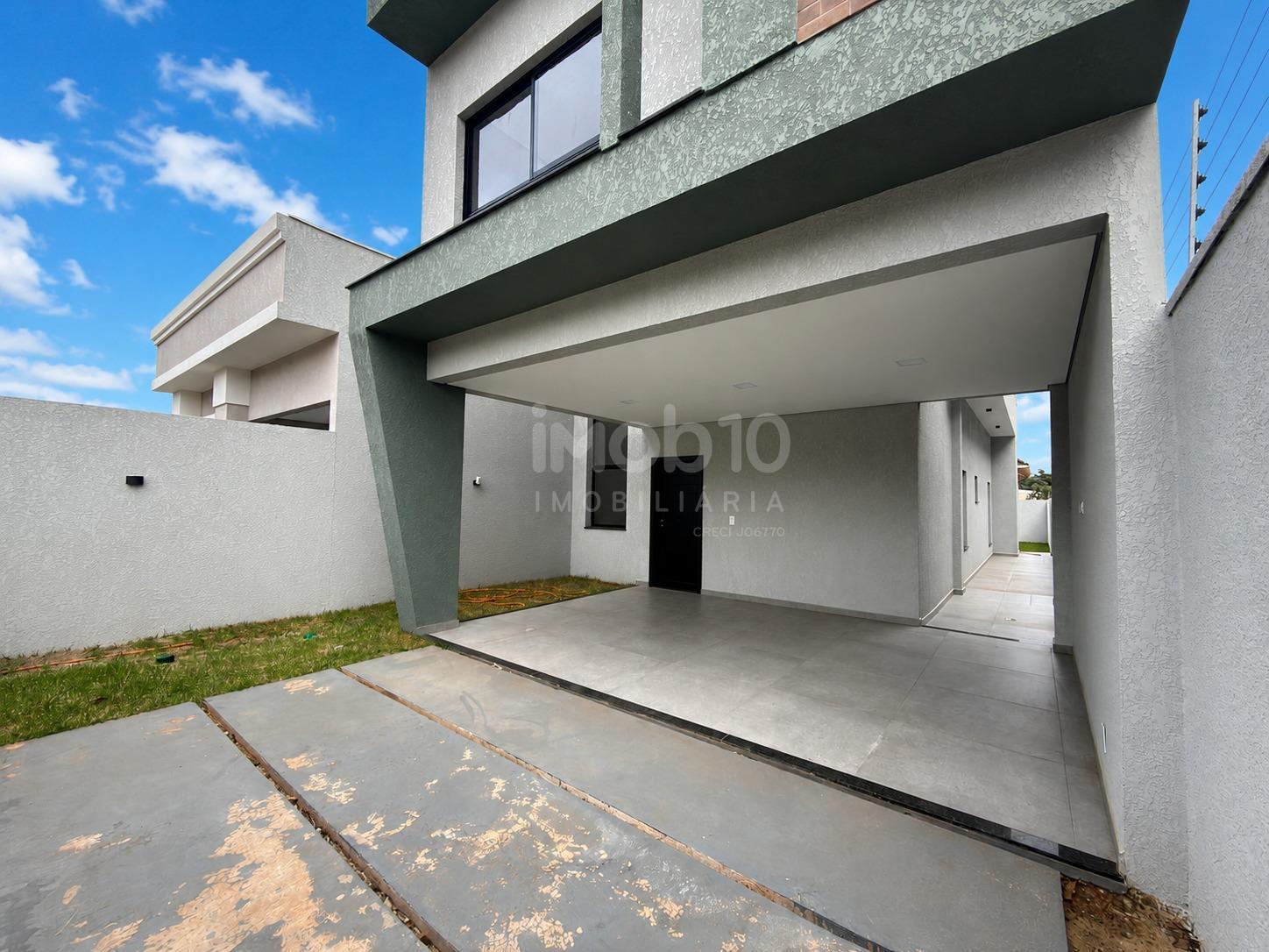 SOBRADO NOVO À VENDA COM 1 SUÍTE  2 QUARTOS E TERRENO AMPLO NO JARDIM BOURBON