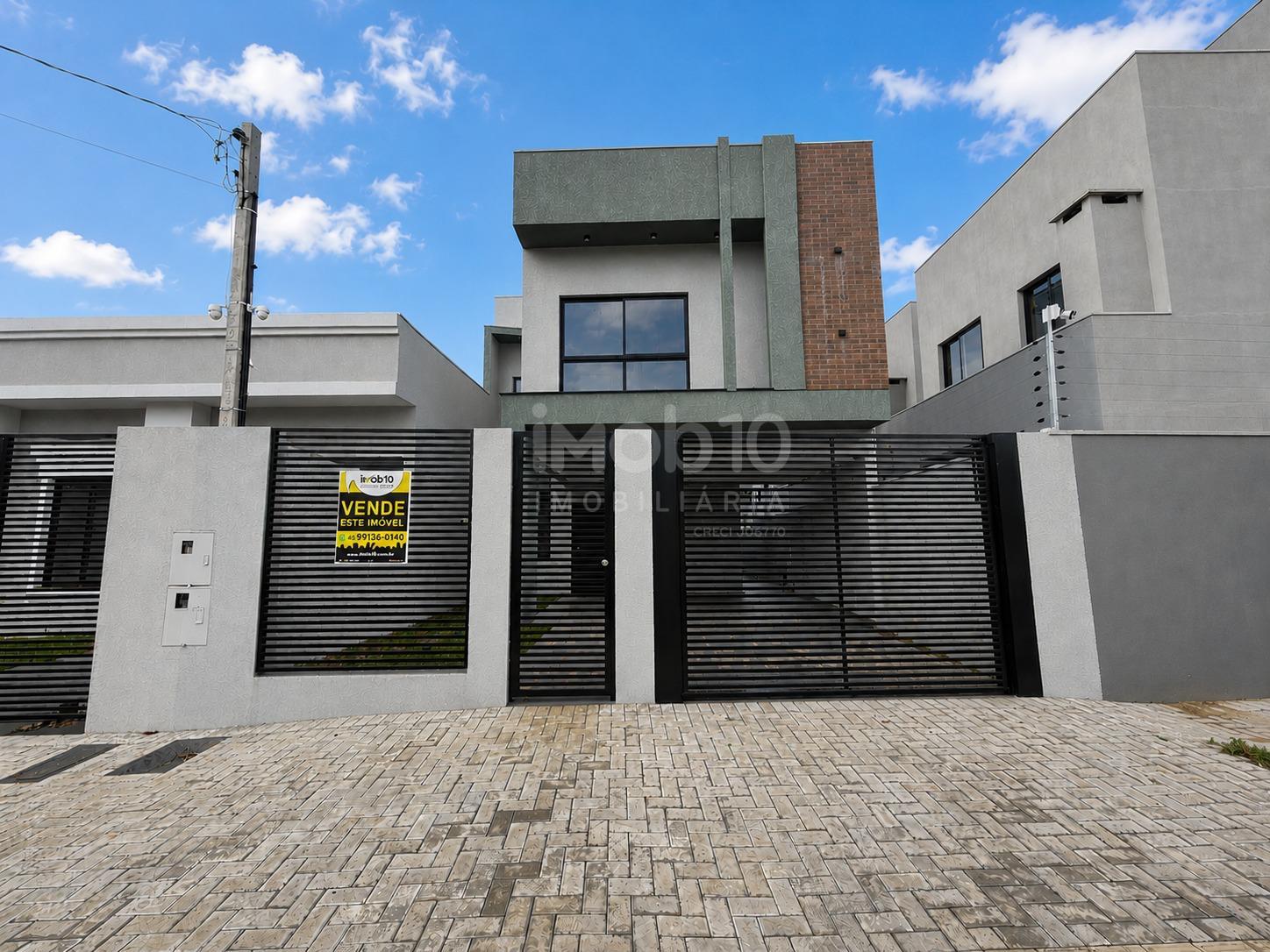 SOBRADO NOVO À VENDA COM 1 SUÍTE  2 QUARTOS E TERRENO AMPLO NO JARDIM BOURBON