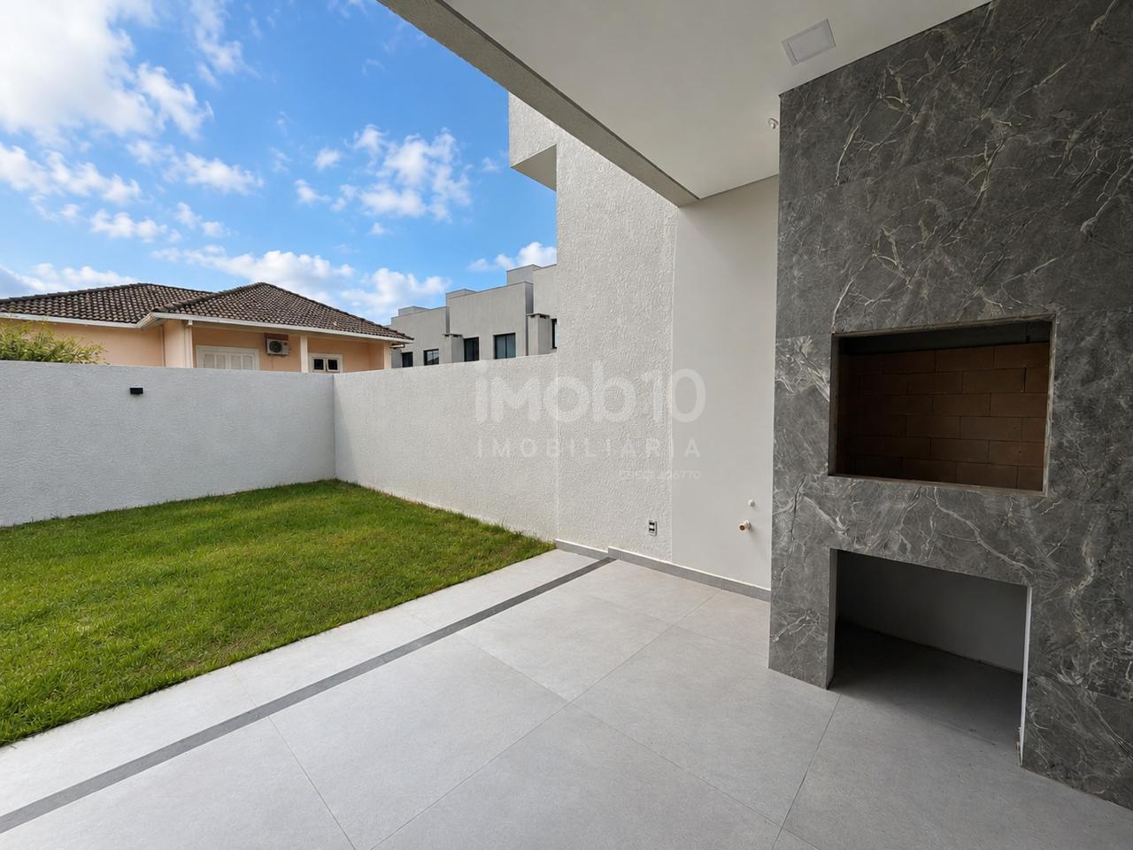 CASA NOVA COM 1 SUÍTE   2 QUARTOS E TERRENO AMPLO À VENDA NO JARDIM BOURBON