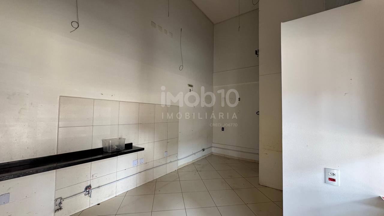 SALA COMERCIAL PARA LOCAÇÃO | EM FRENTE AO JL SHOPPING  CASCAVEL/PR