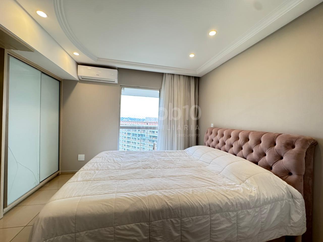 APARTAMENTO MOBILIADO À VENDA NO EDIFÍCIO CARLOS SOTTOMAIOR NO CENTRO DE FOZ