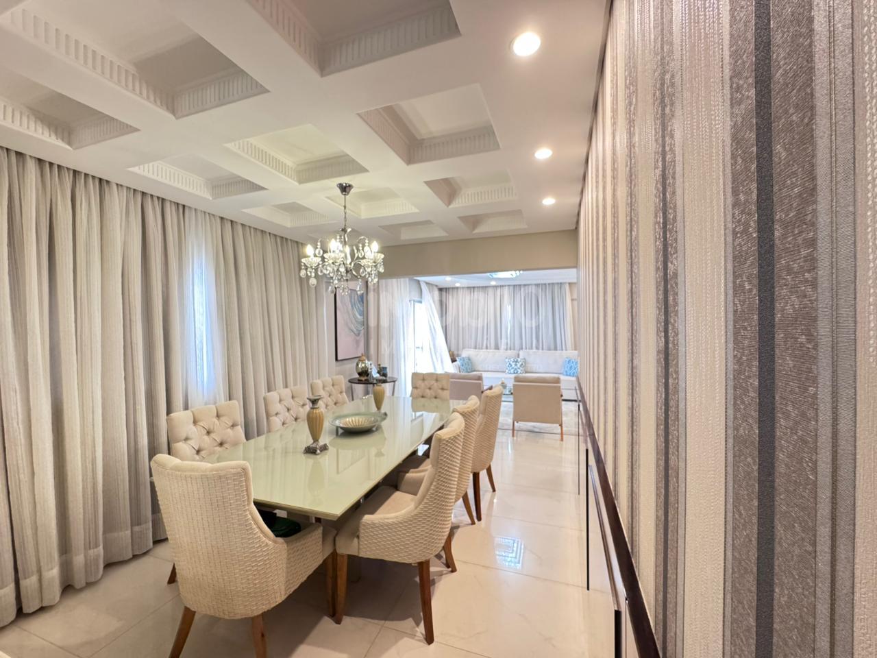APARTAMENTO MOBILIADO À VENDA NO EDIFÍCIO CARLOS SOTTOMAIOR NO CENTRO DE FOZ