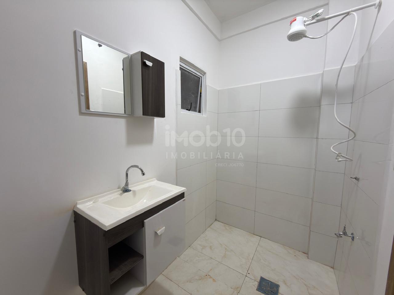 CASA PARA ALUGAR COM 3 QUARTOS NO JARDIM PORTO BELLO LOTEAMENTO STELLA MARIS.