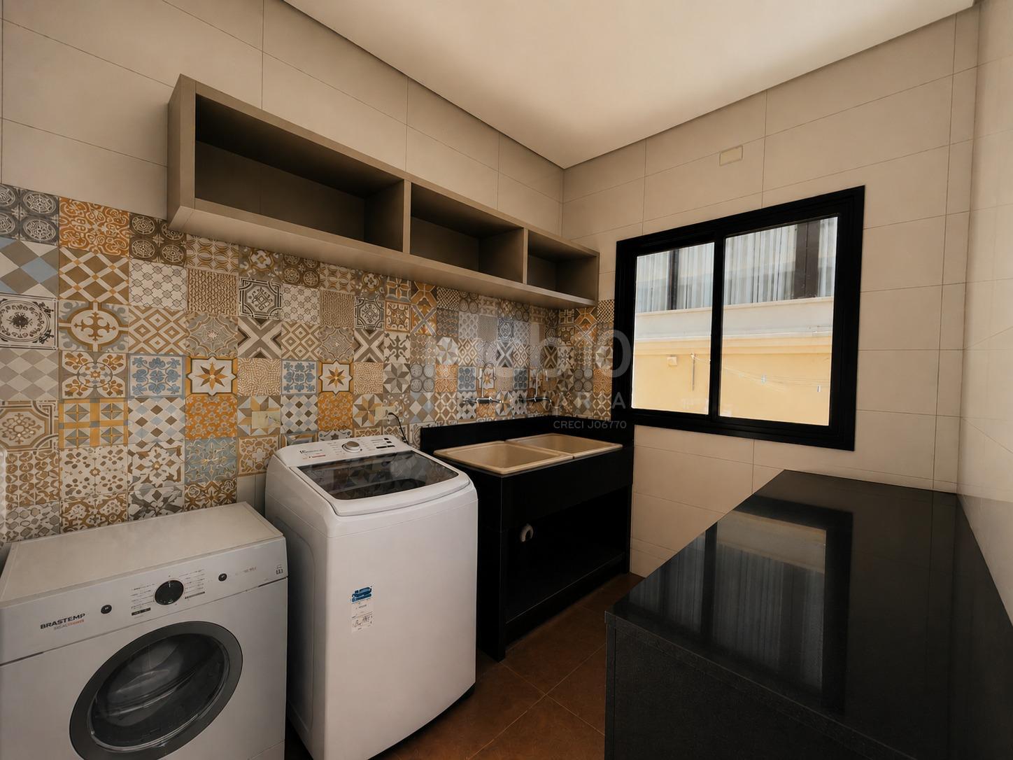 SOBRADO À VENDA DE ALTISSIMO PADRÃO COM 2 SUÍTES + 2 QUARTOS, NO TERRAS ALPHA 2