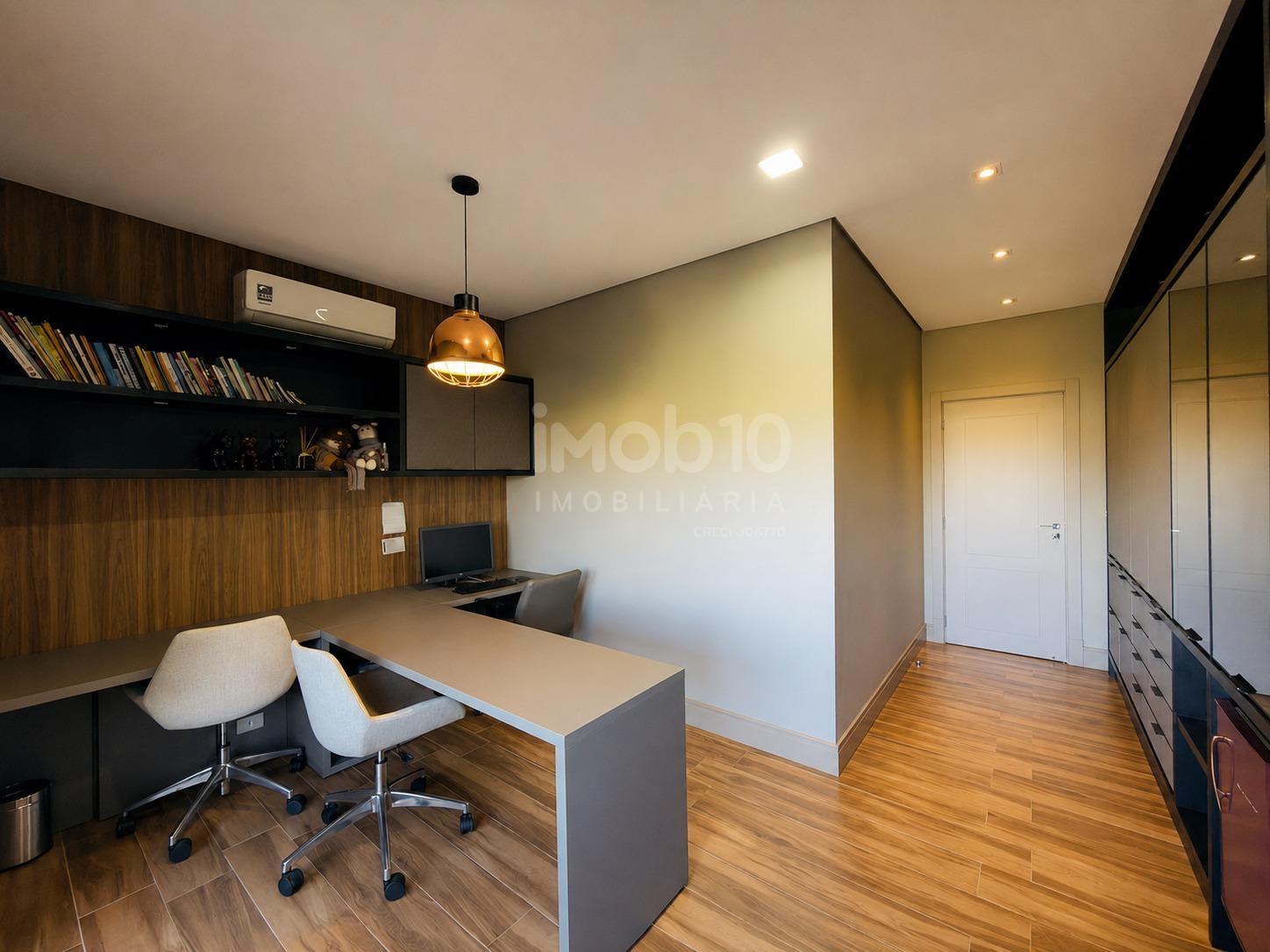SOBRADO À VENDA DE ALTISSIMO PADRÃO COM 2 SUÍTES + 2 QUARTOS, NO TERRAS ALPHA 2