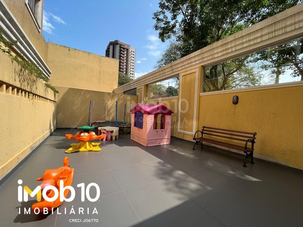 APARTAMENTO COM 3 QUARTOS NO CENTRO DE FOZ A VENDA NO EDIFICIO VIVALDI