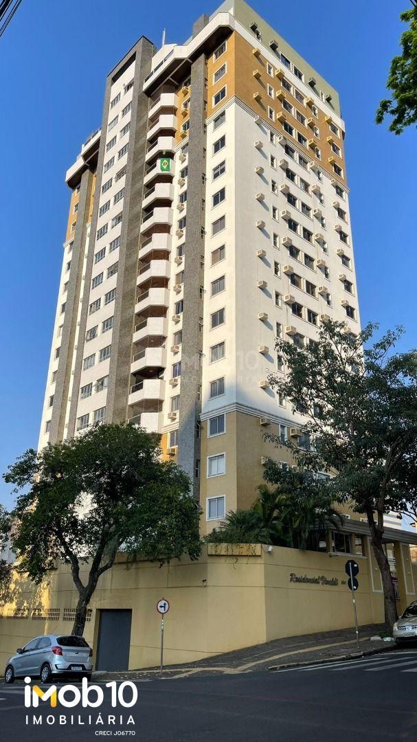 APARTAMENTO COM 3 QUARTOS NO CENTRO DE FOZ A VENDA NO EDIFICIO VIVALDI