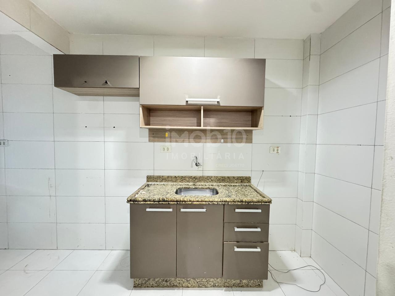 APARTAMENTO 2 QUARTOS A VENDA NO EDIFÍCIO ABAETÉ EM FOZ DO IGUAÇU - PR
