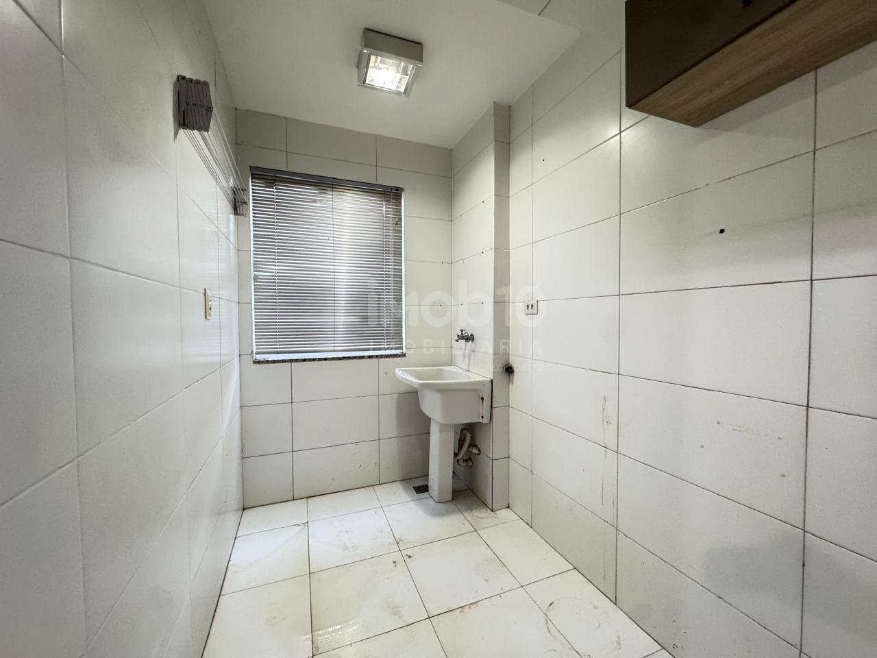 APARTAMENTO 2 QUARTOS A VENDA NO EDIFÍCIO ABAETÉ EM FOZ DO IGUAÇU - PR
