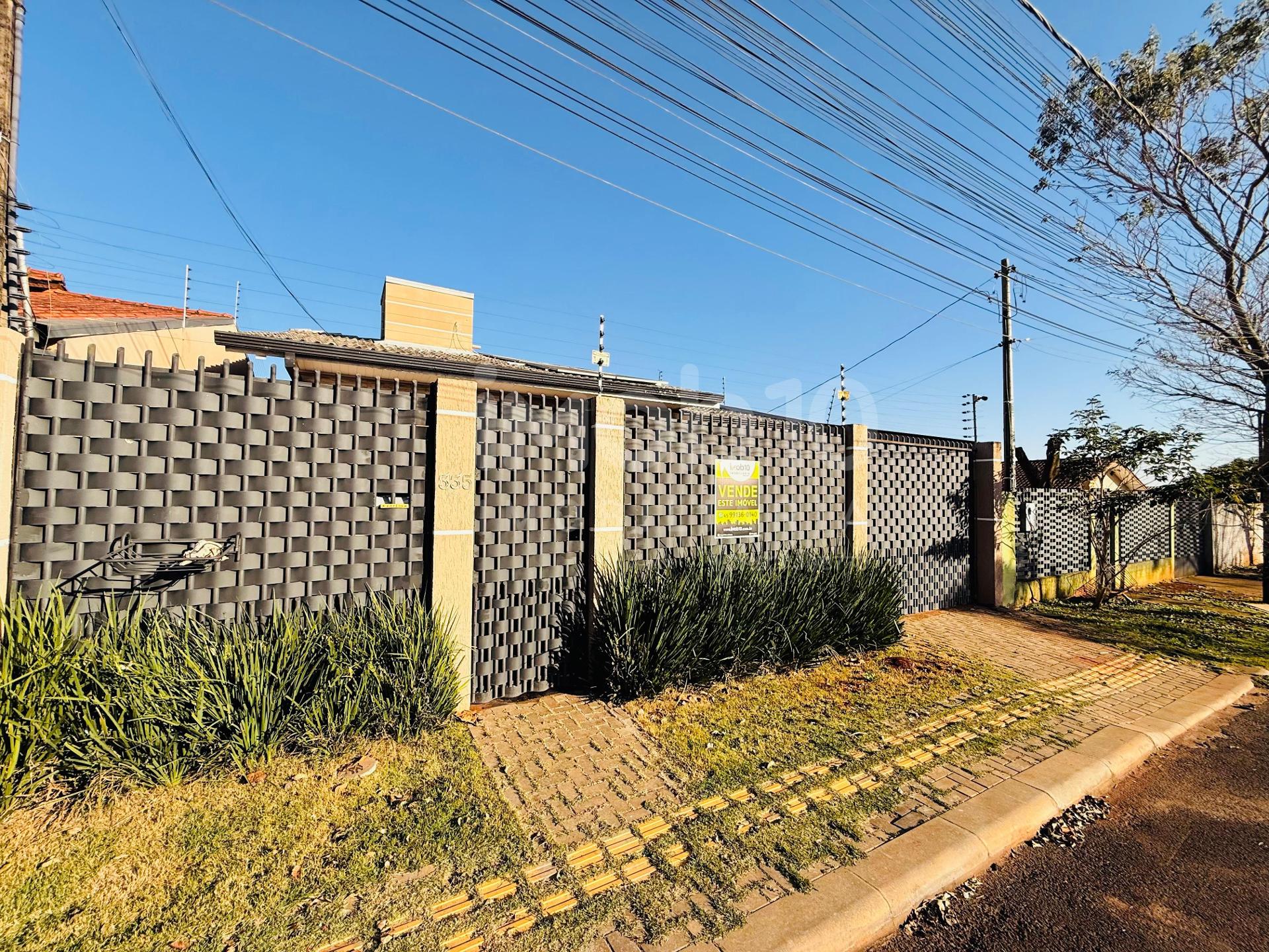 CASA MOBILIADA PARA VENDA NO JD IPÊ 3, COM PISCINA E PLACAS SOLARES